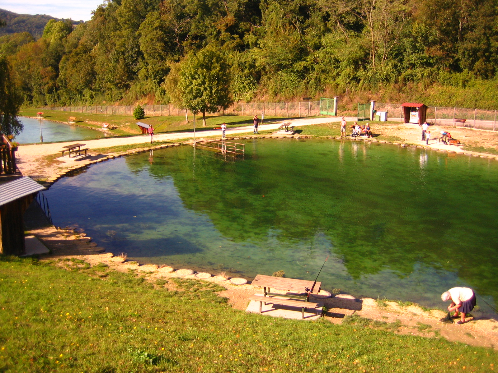 L'eau limpide à la pisciculture de burcin